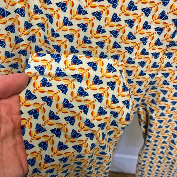 LuLaRoe Printed Soft Leggings Tall & Curvy L XL - Picture 4 of 6